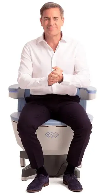 FeminaCare Brasov clinica Medivers Fotoliul Emsella pentru tratarea incontinenței urinare la bărbați